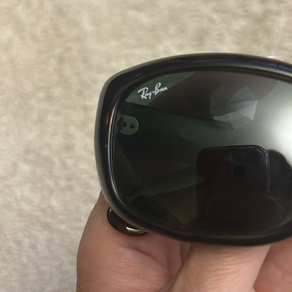 Authentic Ray-Ban JACKIE OHH RB4101
Women's Sunglasses - Light Havana - Picture 6 of 9